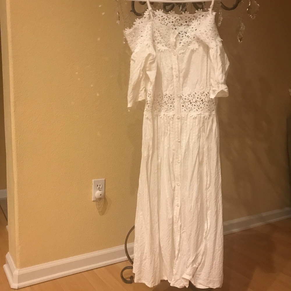 White maxi dress